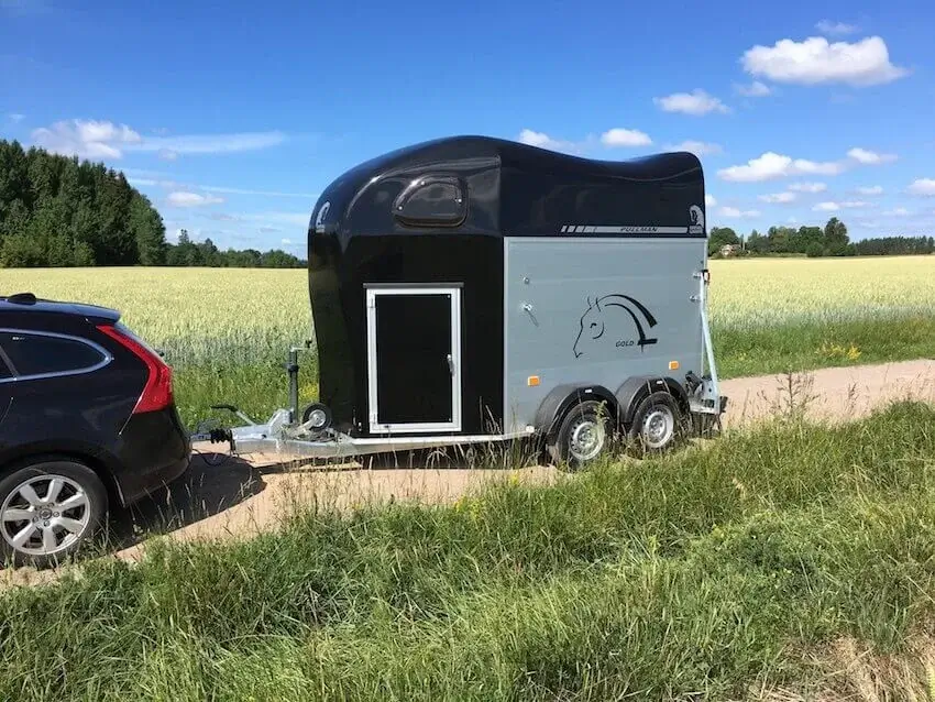 Hyr hästtransport
